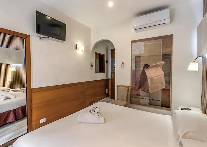 Santa Prassede Hotel