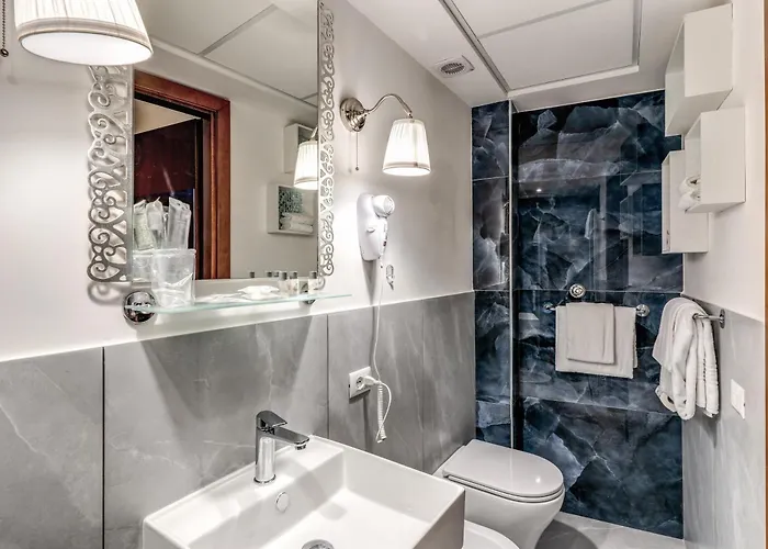 Santa Prassede Otel 2*